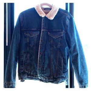 Levi’s Sherpa Trucker Jacket
